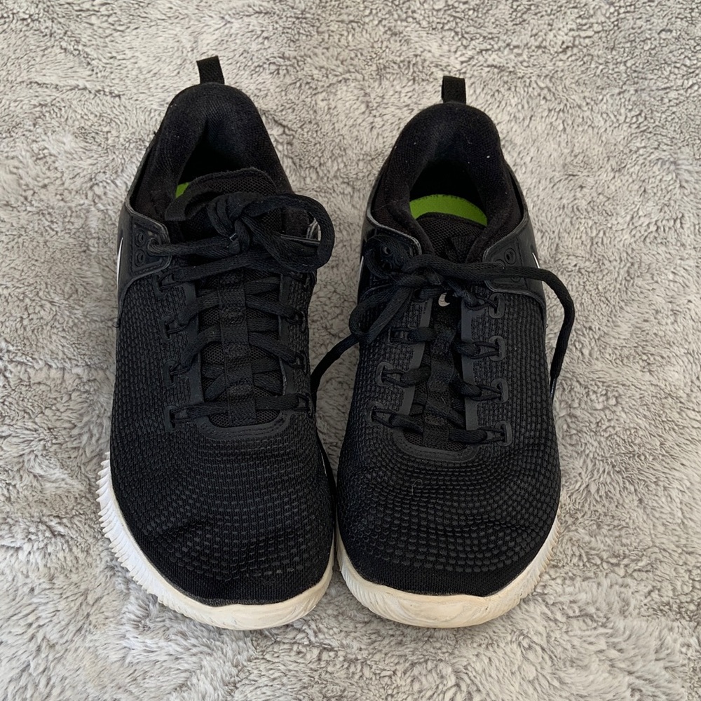 Nike Black and White Women's Sneakers